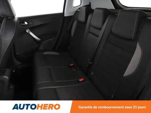Peugeot 2008 view 12