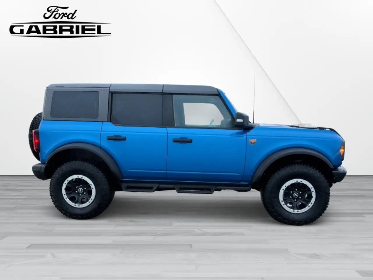 Ford Bronco снимка Ford Bronco