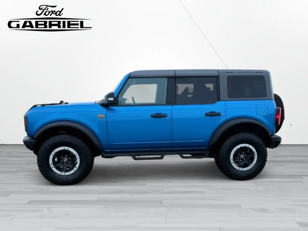 Ford Bronco снимка Ford Bronco