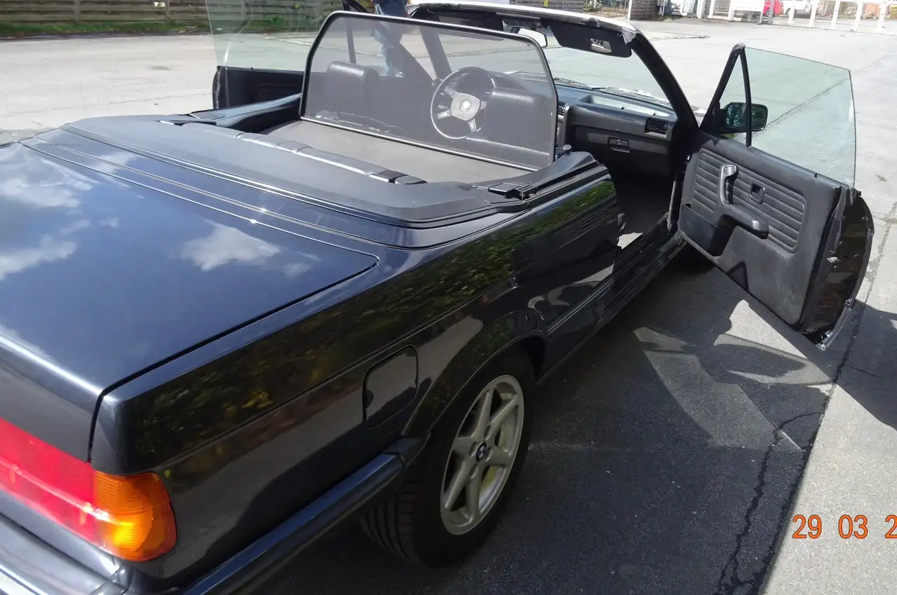 BMW 325i, foto 2