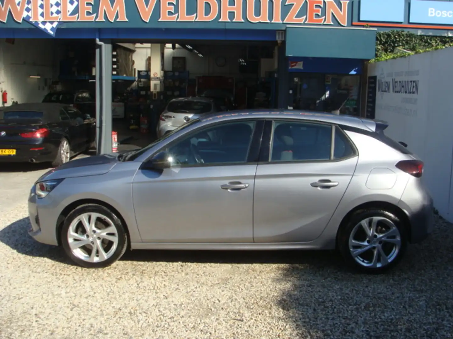 Opel Corsa 1.2 Turbo GS Line Grijs - 2