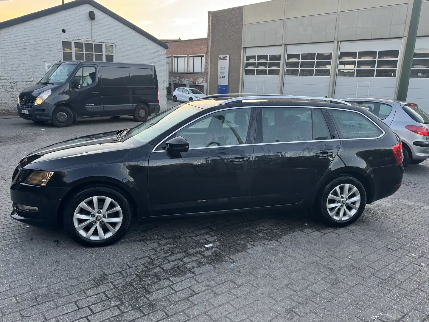 Skoda Octavia SW 1.6 CR TDi Ambition - 2