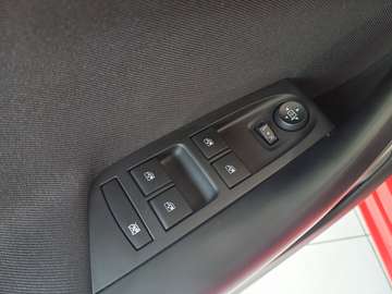 Bild 5 Opel Astra Active