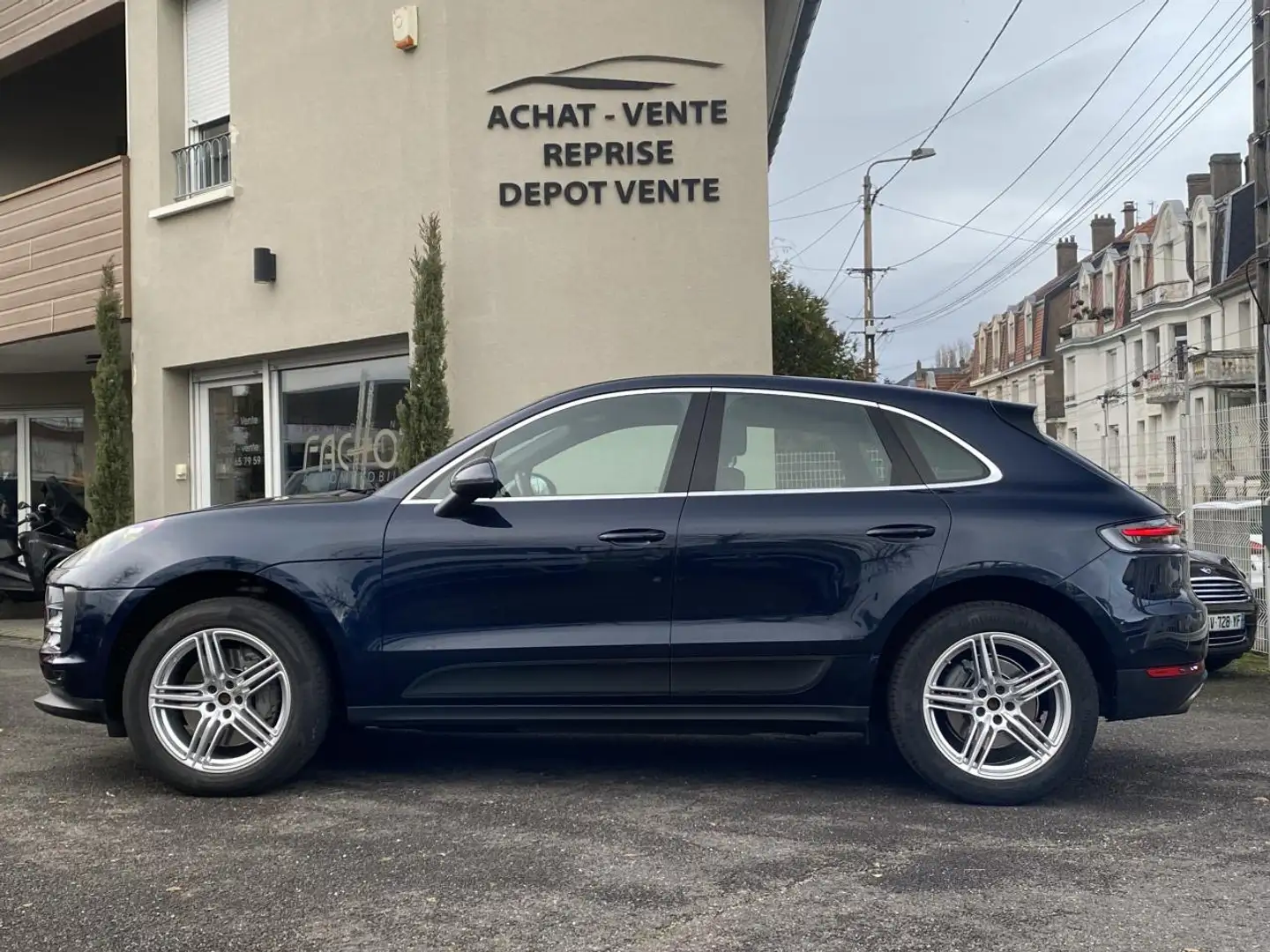 Porsche Macan Macan 3.0i V6 - 354 - BV PDK  TYPE 95B S PHASE 2 Bleu - 2