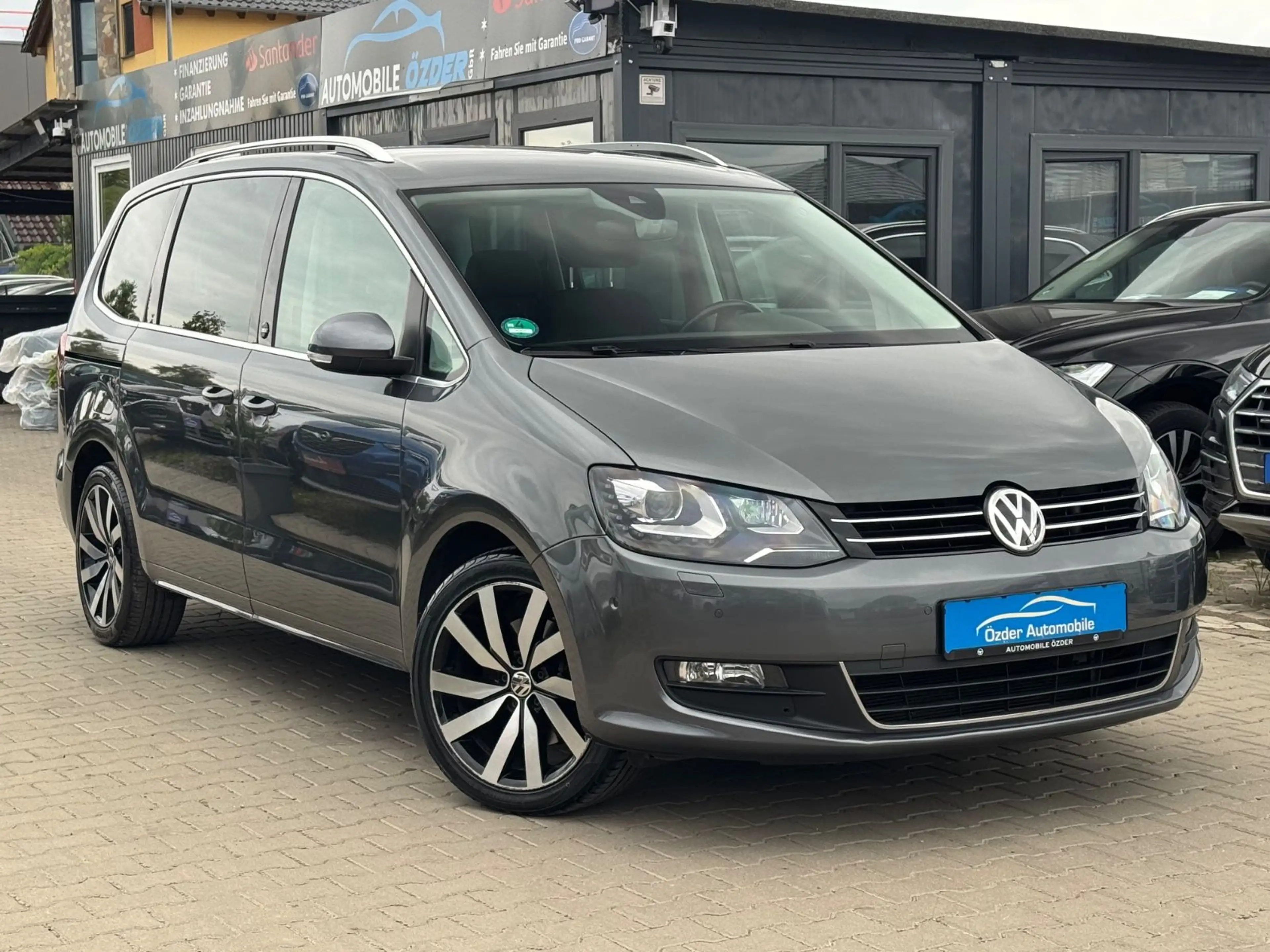 Volkswagen Sharan 2.0 TDI Sound BMT+Finanzierung+7 Sitzer+