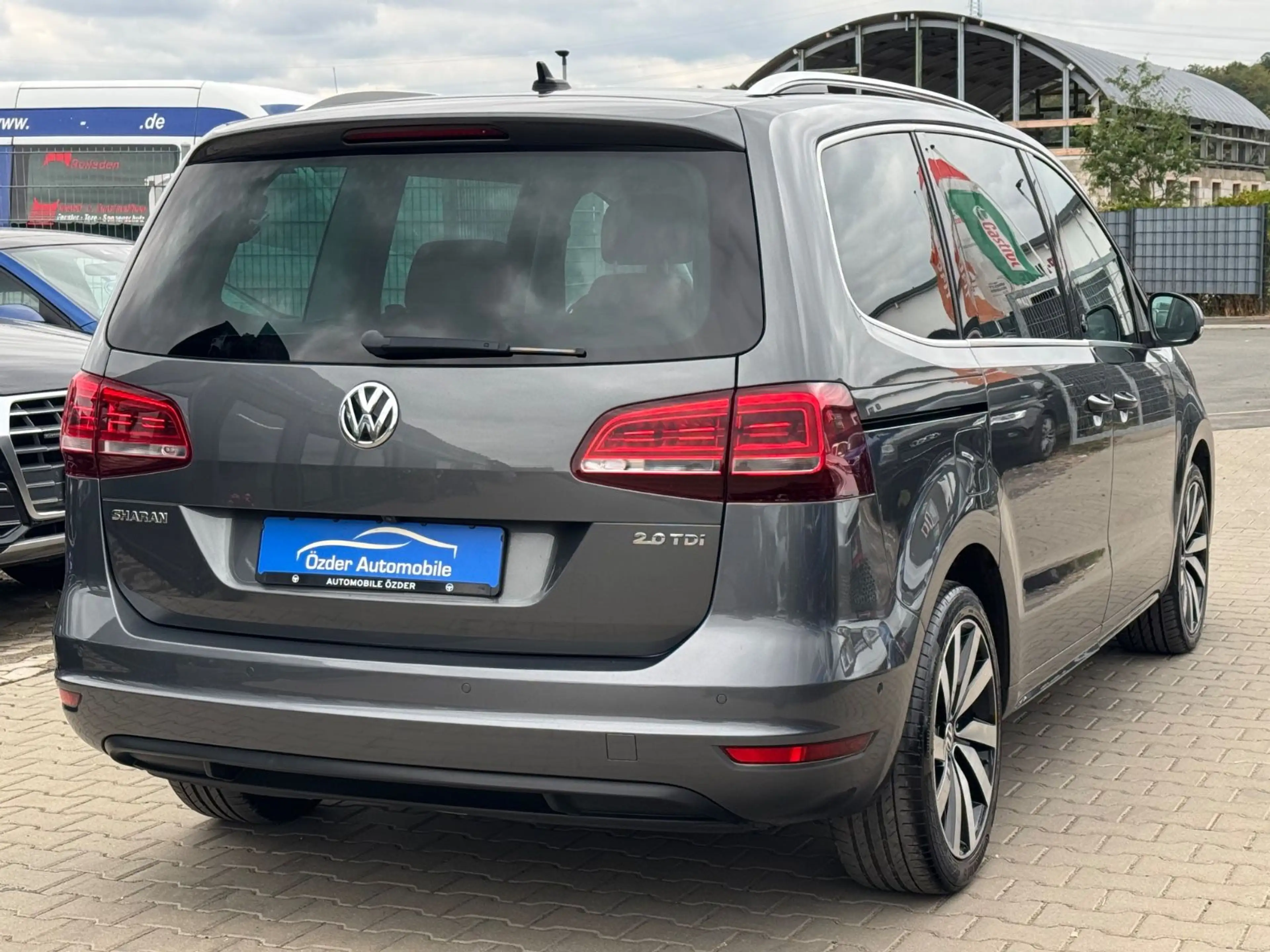 Volkswagen Sharan 2.0 TDI Sound BMT+Finanzierung+7 Sitzer+ — photo 8