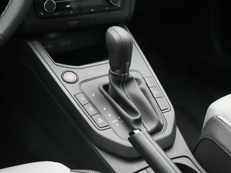 SEAT Ibiza FR Black Edition DSG KAMERA ACC KEYLESS — photo 9