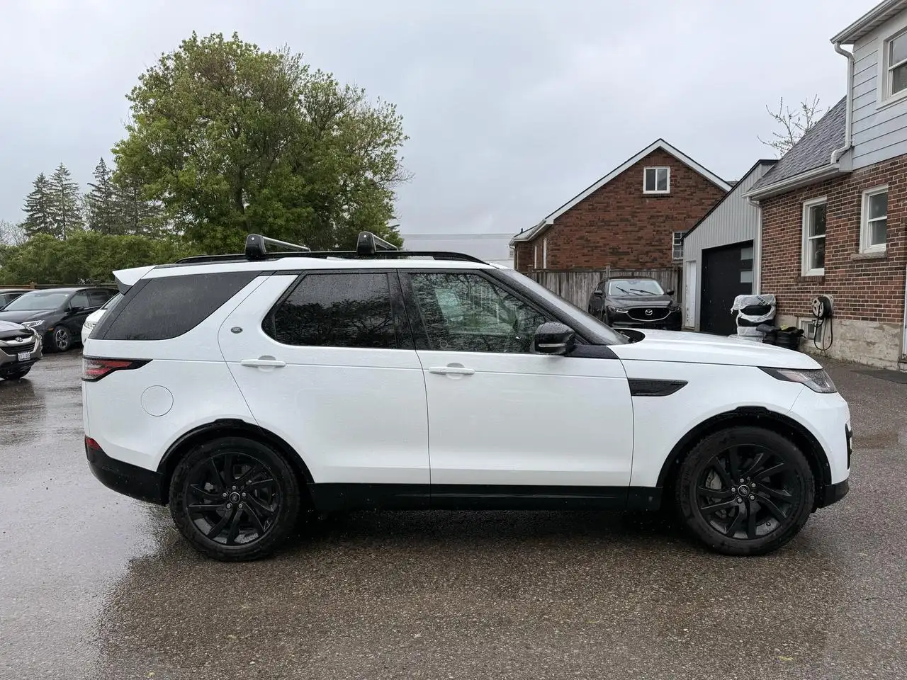 Land Rover Discovery снимка Land Rover Discovery