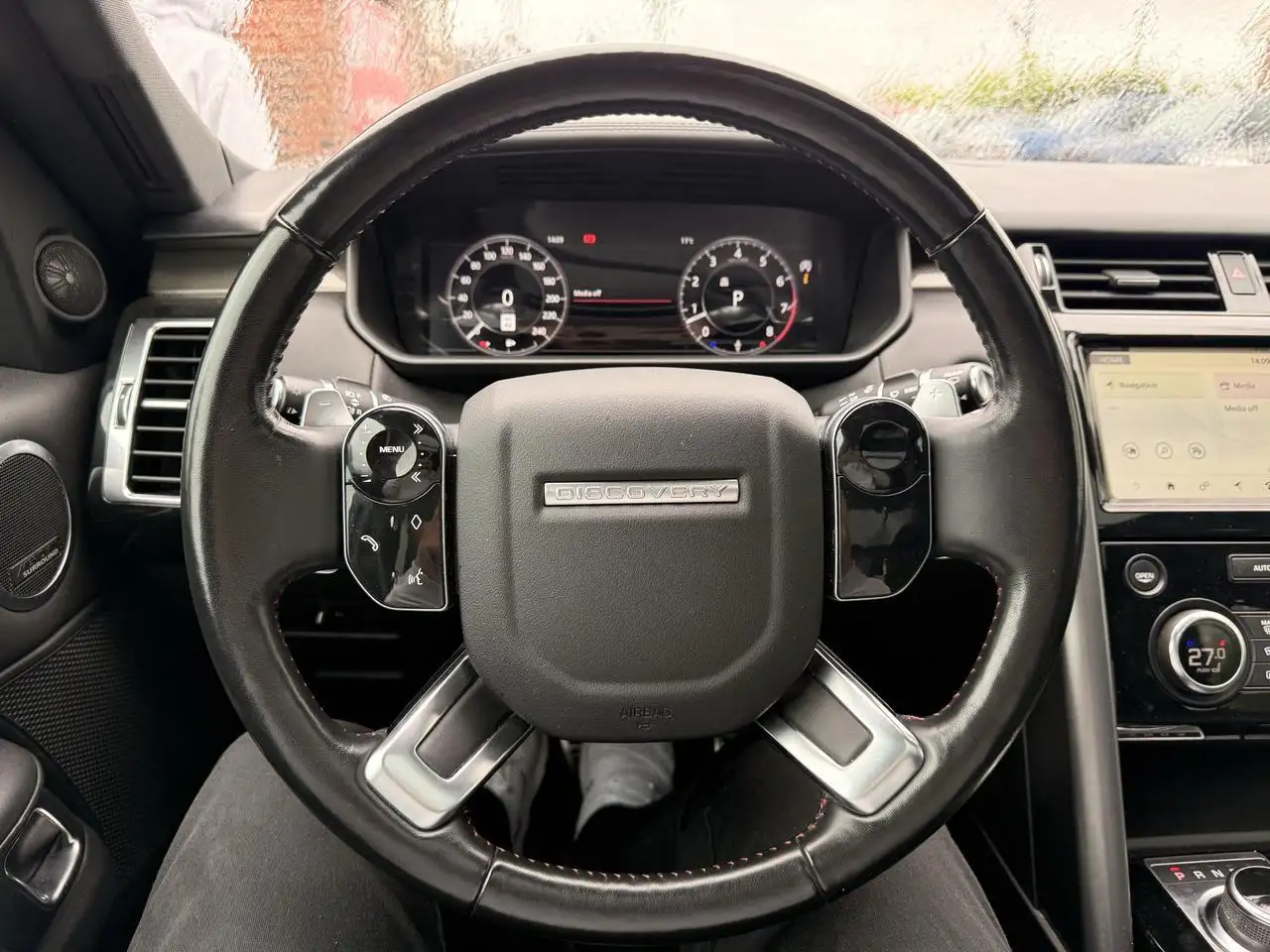Land Rover Discovery снимка Land Rover Discovery