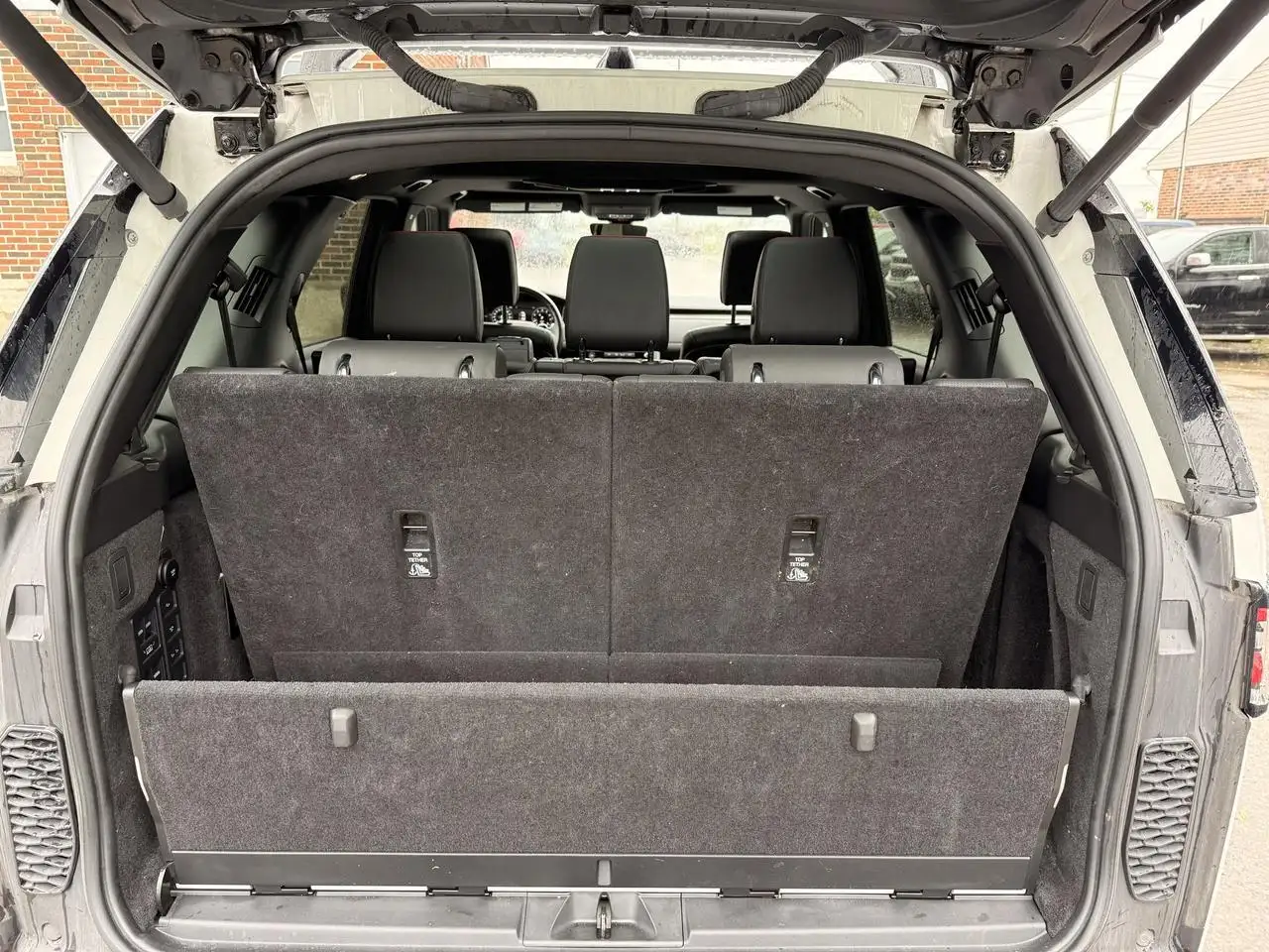 Land Rover Discovery снимка Land Rover Discovery