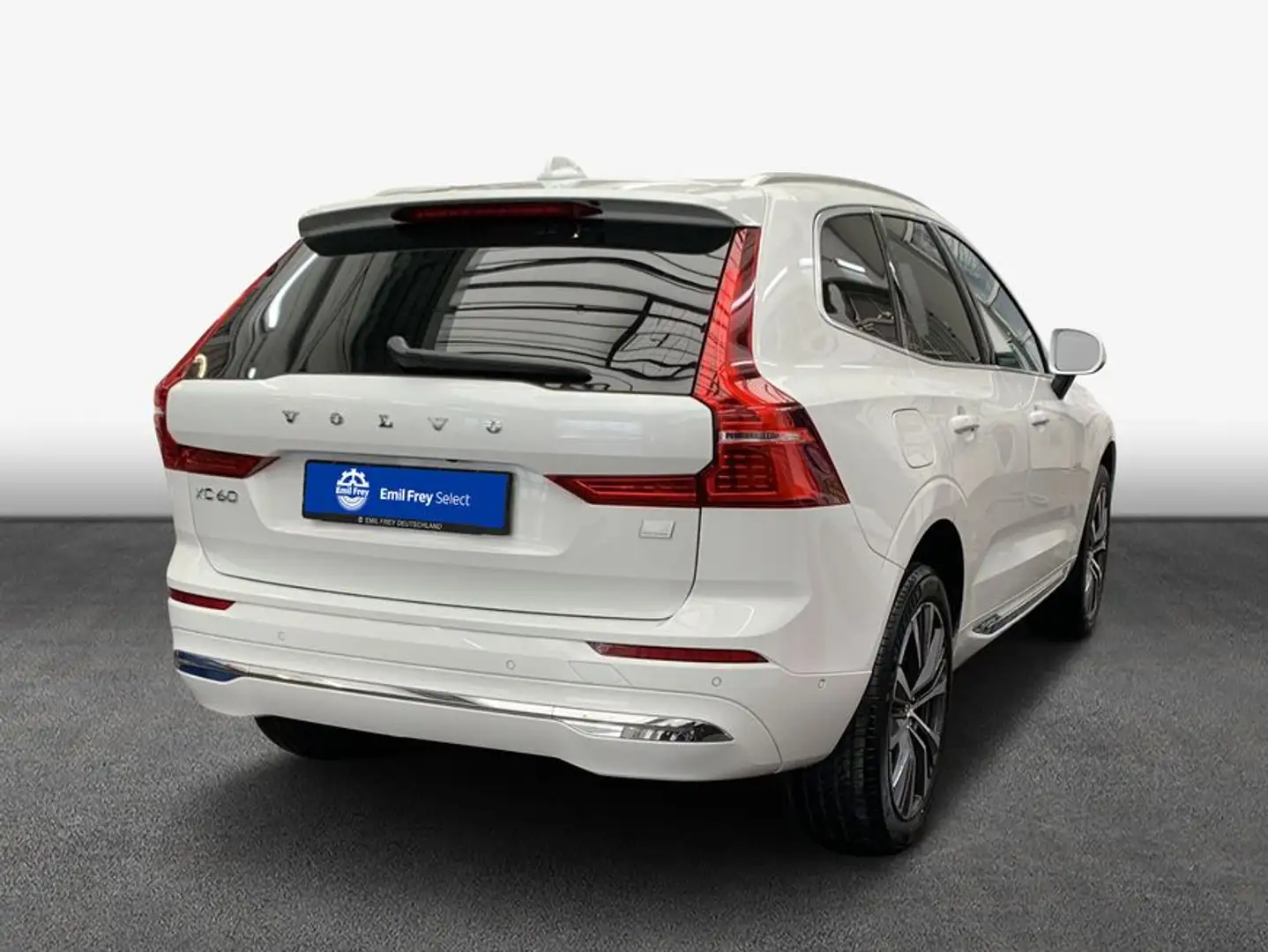 Volvo XC60 T8 AWD Recharge Geartronic Inscription Weiß - 2
