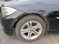 BMW 318 318 i Touring*EURO5*TÜV 09/2025/ALU/KLIMA/SHZ Noir - thumbnail 23
