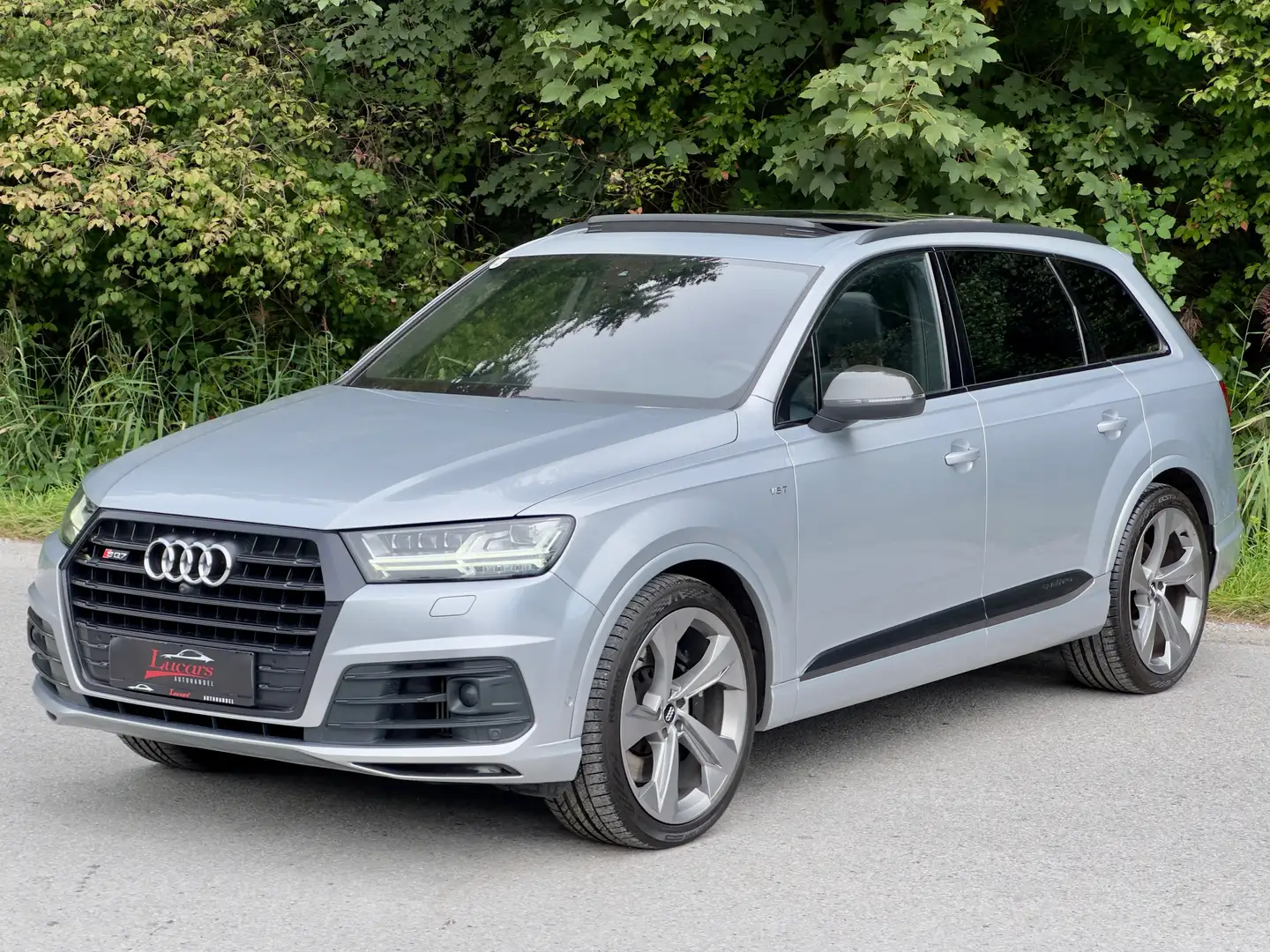 Audi SQ7 4.0TDI quattro*VOLL*7SITZER*HUP*ACC*MASSAGE*CARBON Grau - 2