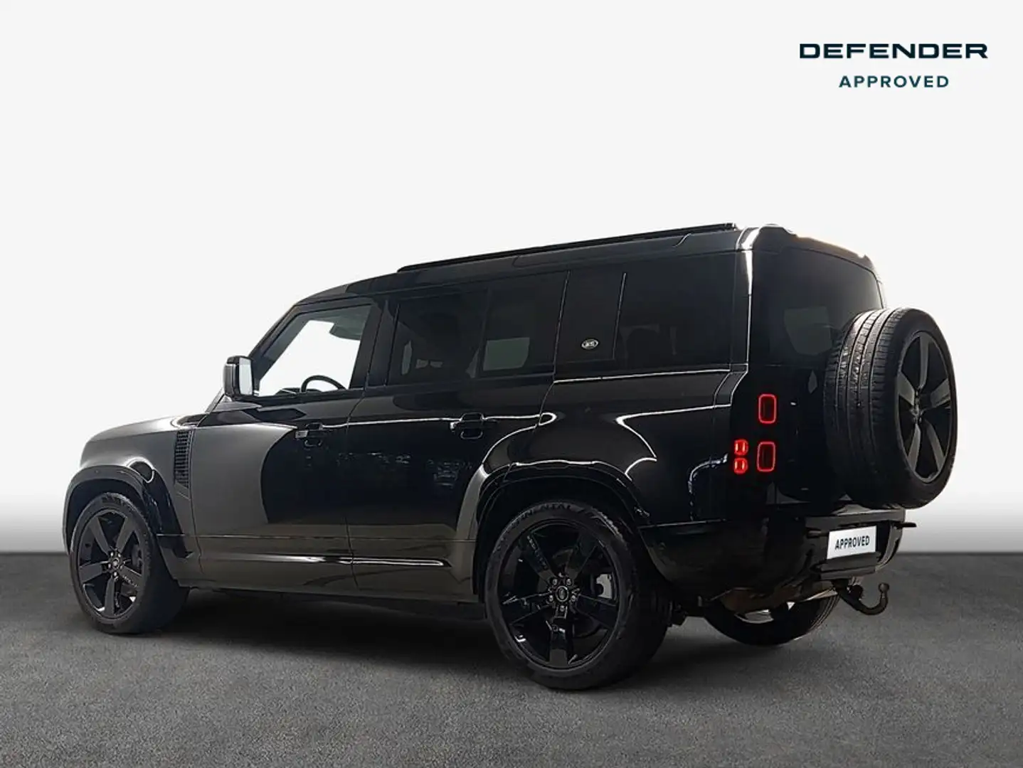 Land Rover Defender 110 D300 X-Dynamic HSE Zwart - 2