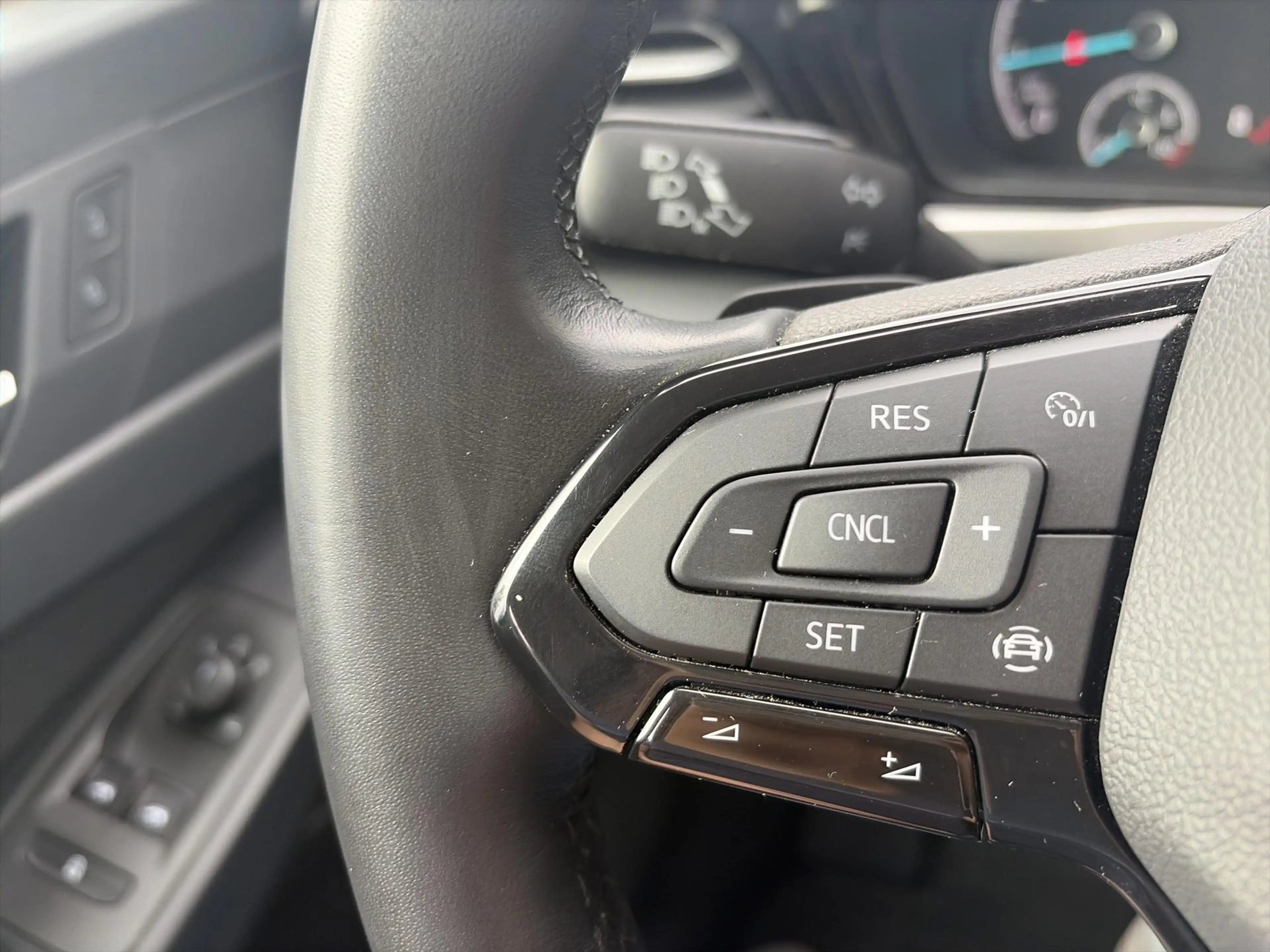 Ford Tourneo Connect 1.5 EcoBoost Active — photo 13