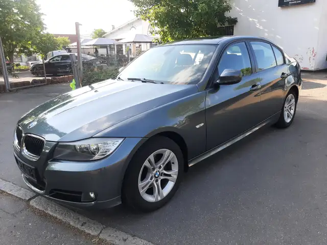 BMW 320 3er 320i MODELPFLEGE