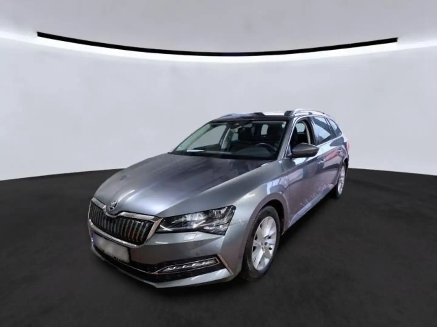 Skoda Superb Combi iV TSI STYLE LED+NAV+ACC+STDHZG+AHK Grau - 2