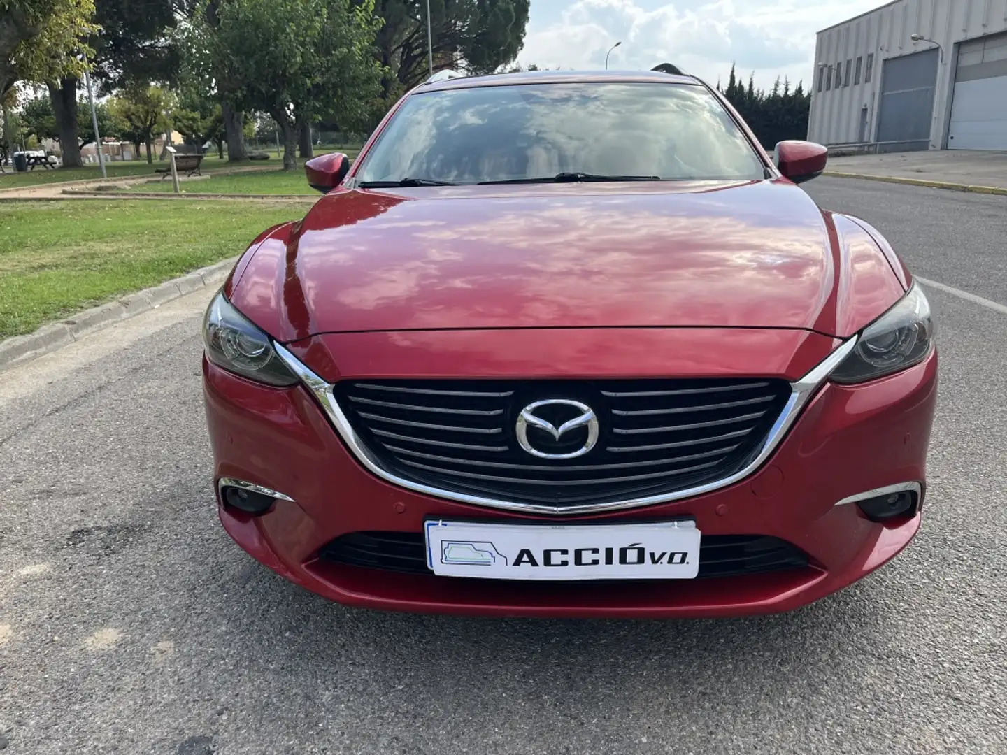 Mazda 6 Wagon 2.0 Style (Navi) Rojo - 2