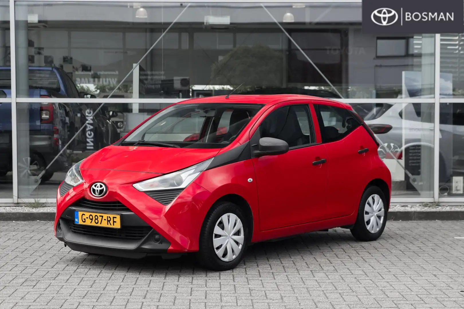 Toyota Aygo 1.0 VVT-i 72pk 5D x-fun Rouge - 1