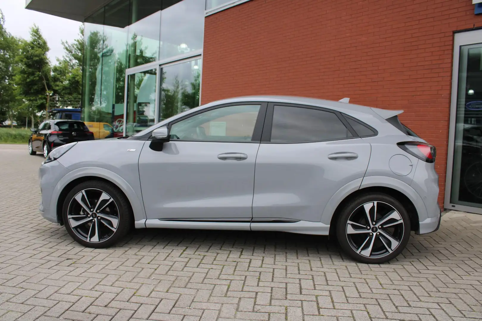 Ford Puma 1.0 EcoBoost Hybrid ST-Line X | 19 inch | camera | Grijs - 2