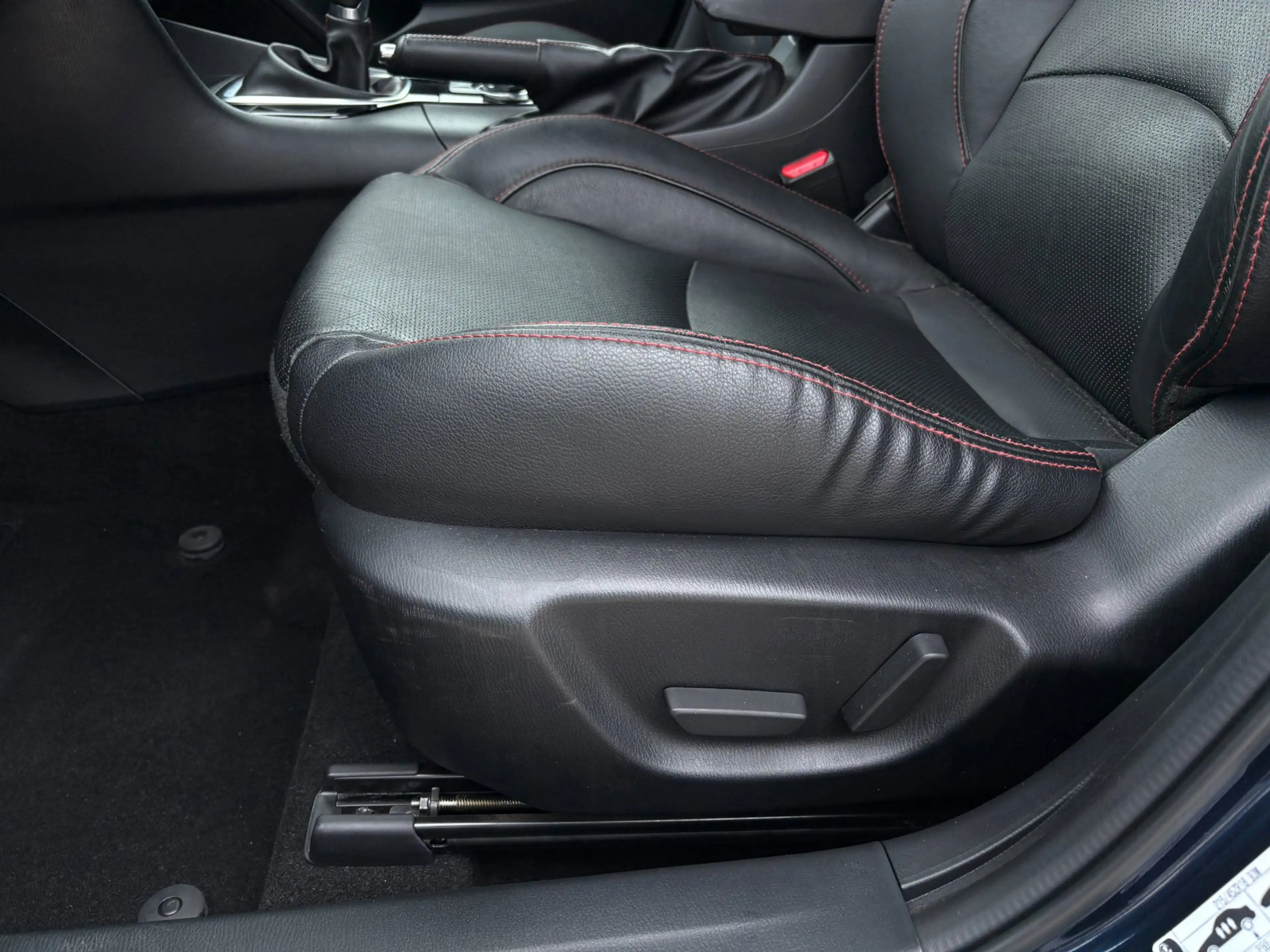 Mazda 3 2.0 SkyLease GT-M BOSE, Leder, Head-up — photo 13