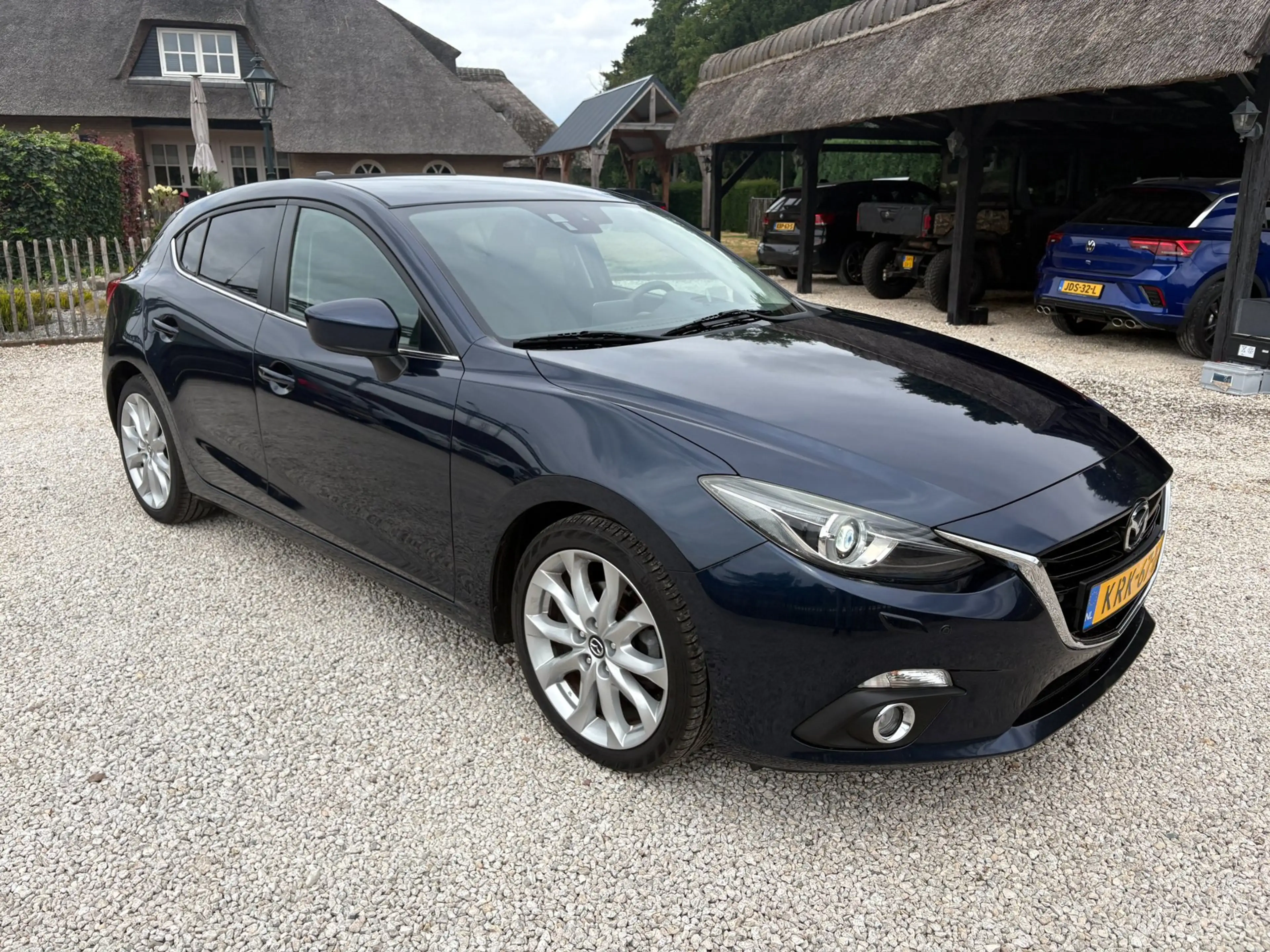 Mazda 3 2.0 SkyLease GT-M BOSE, Leder, Head-up — photo 3