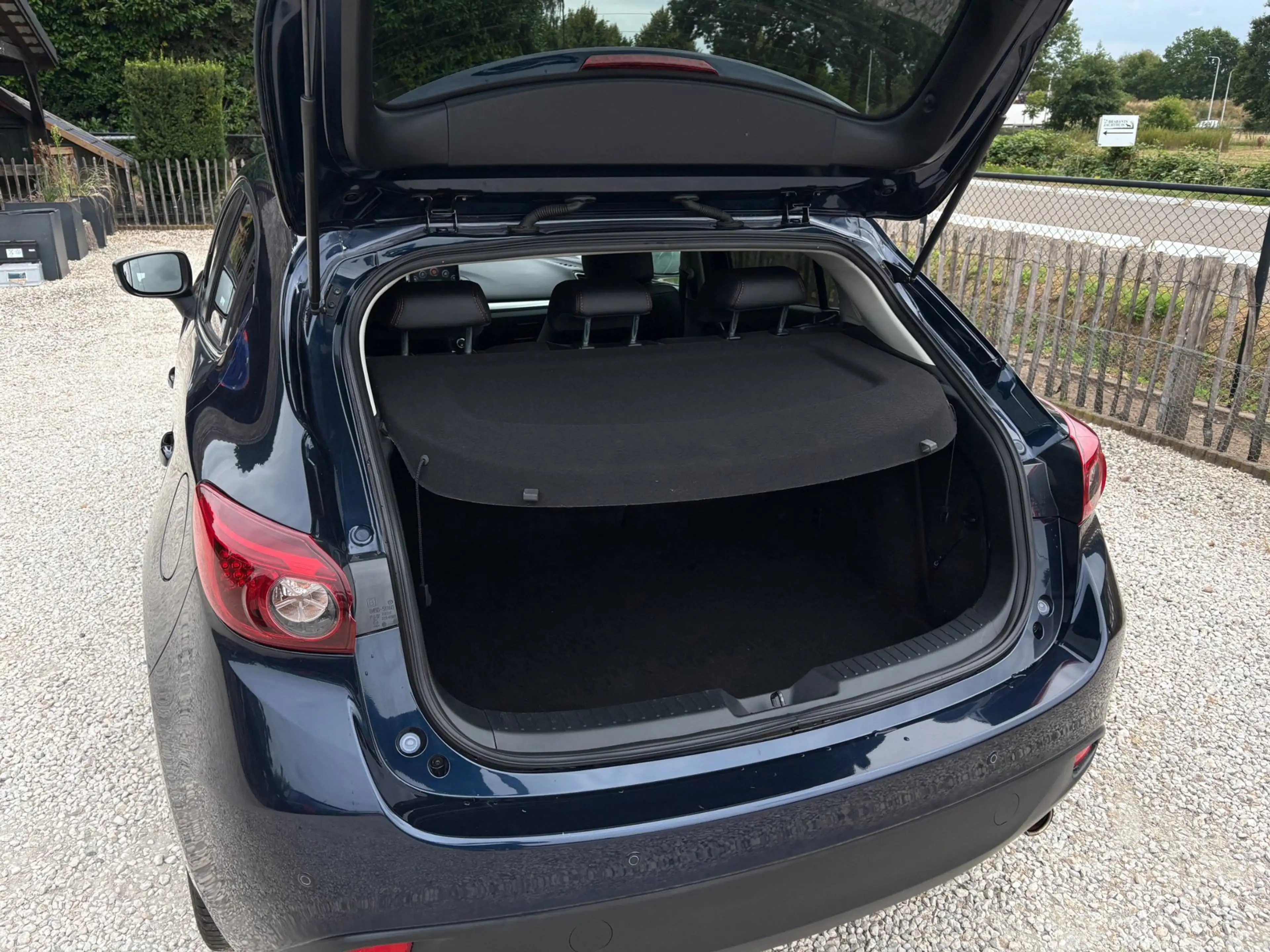 Mazda 3 2.0 SkyLease GT-M BOSE, Leder, Head-up — photo 29