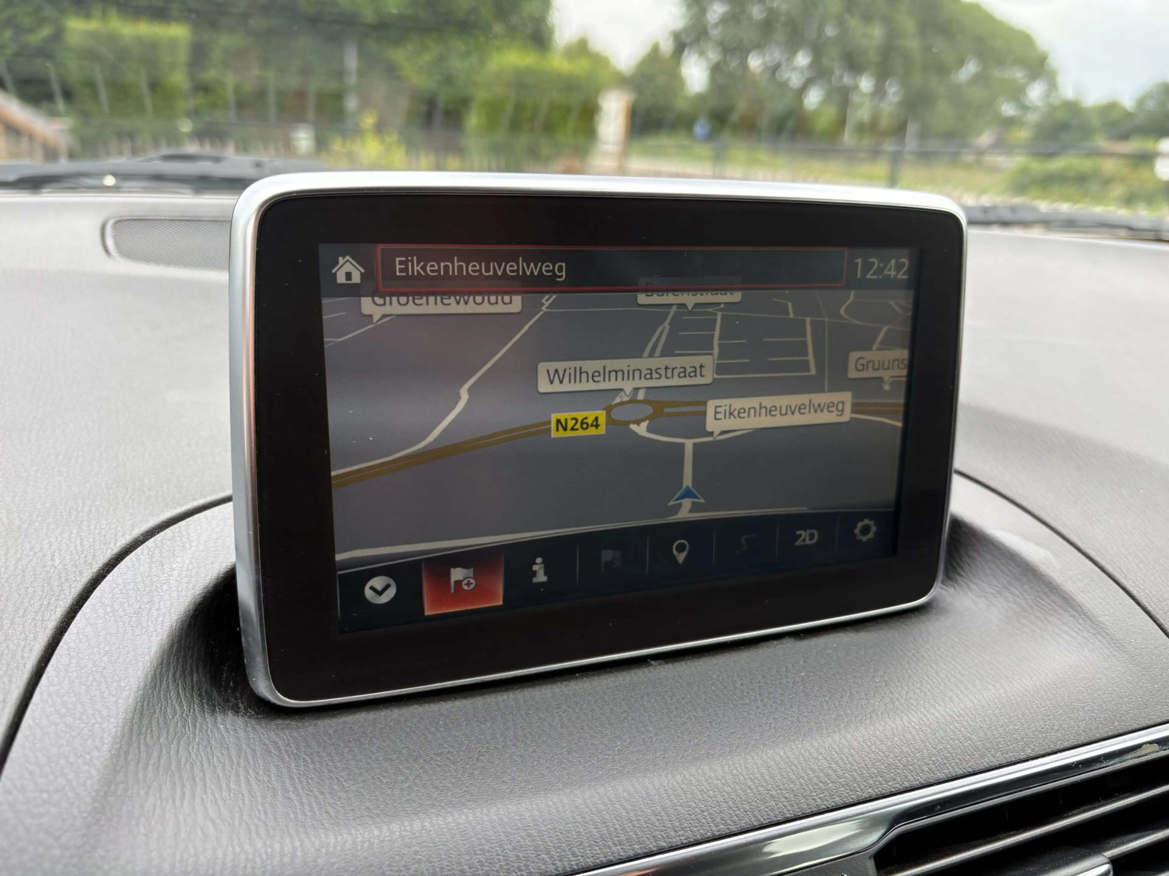 Mazda 3 2.0 SkyLease GT-M BOSE, Leder, Head-up — photo 17