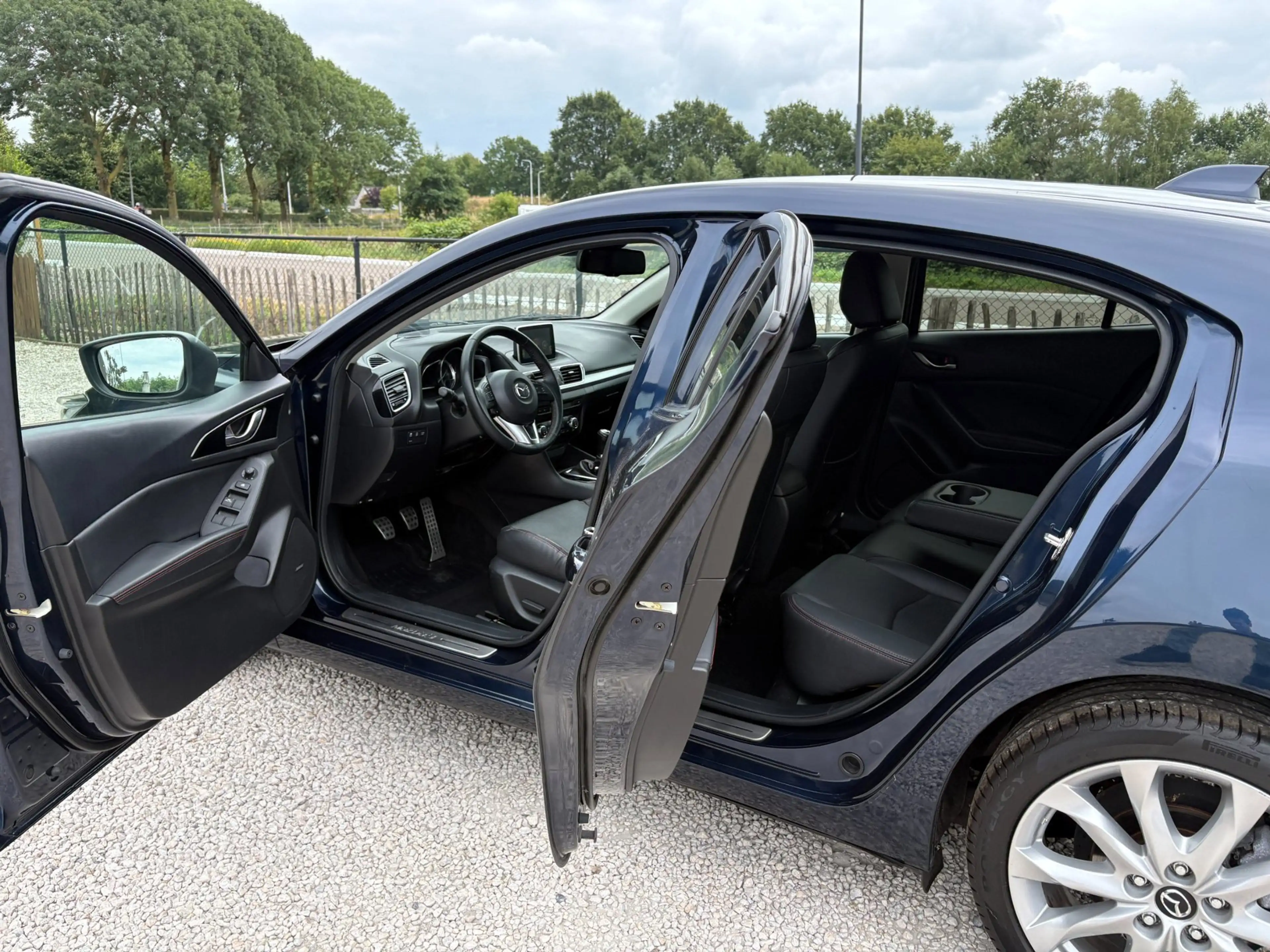 Mazda 3 2.0 SkyLease GT-M BOSE, Leder, Head-up — photo 7