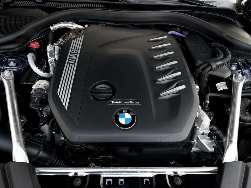 BMW 540 d xDrive Limousine — photo 14