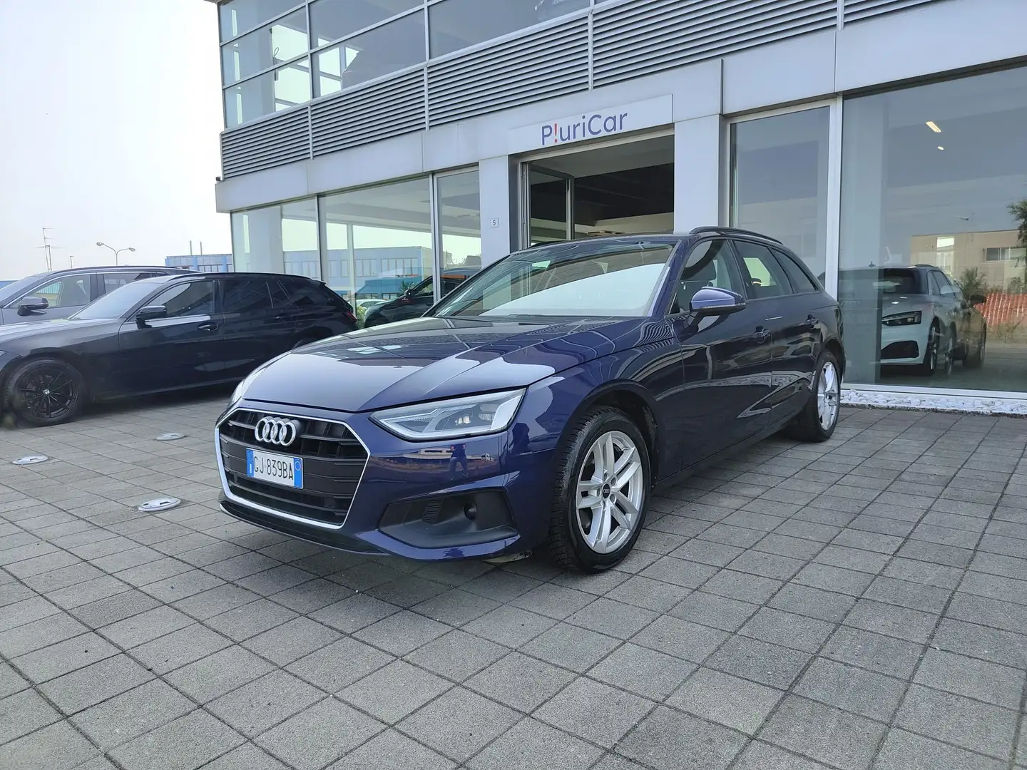 Audi A4 Avant 35 TDI 163cv Stronic FariLED Android/CarPlay Bleu - 1