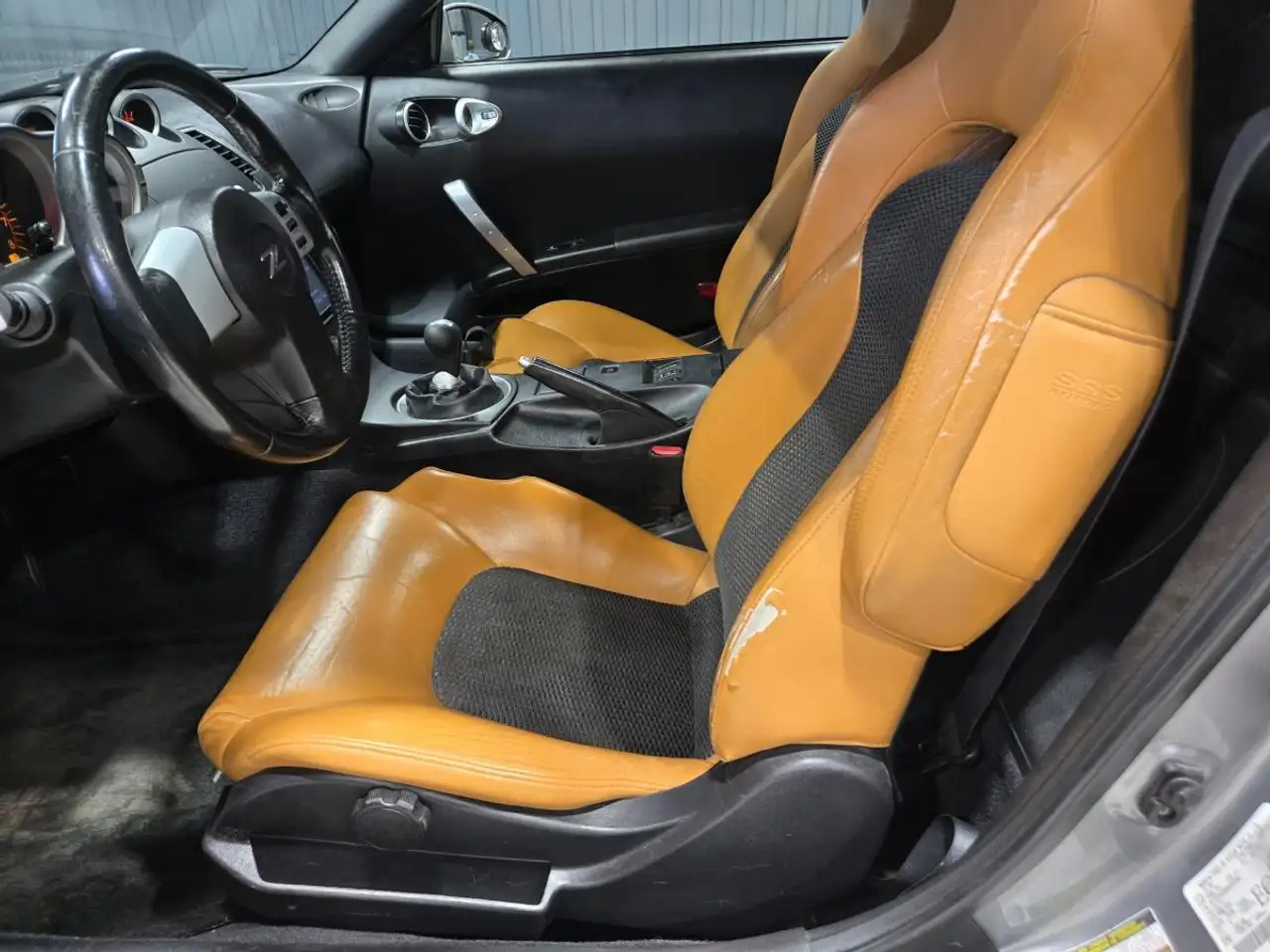 Nissan 350Z снимка Nissan 350Z