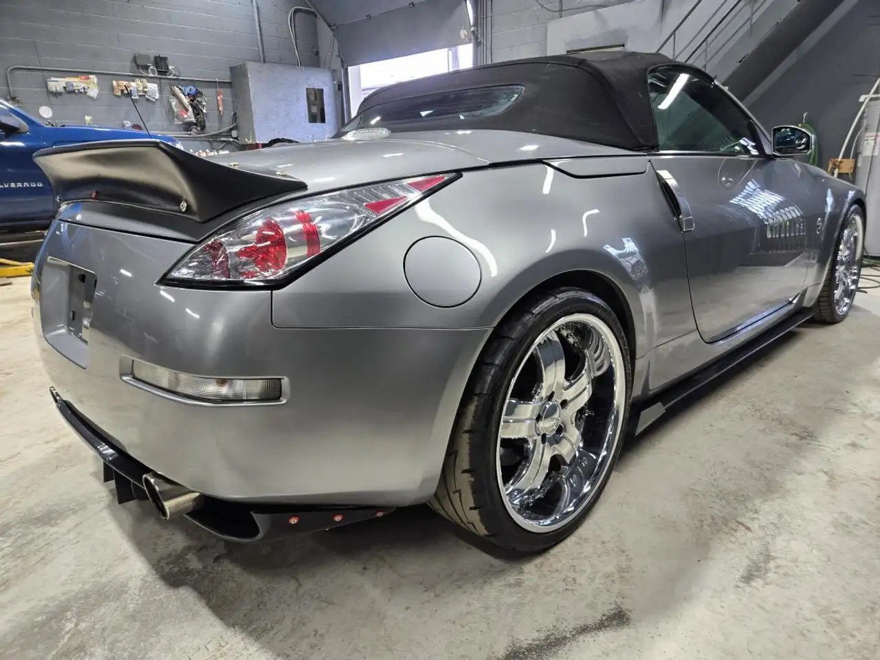 Nissan 350Z снимка Nissan 350Z