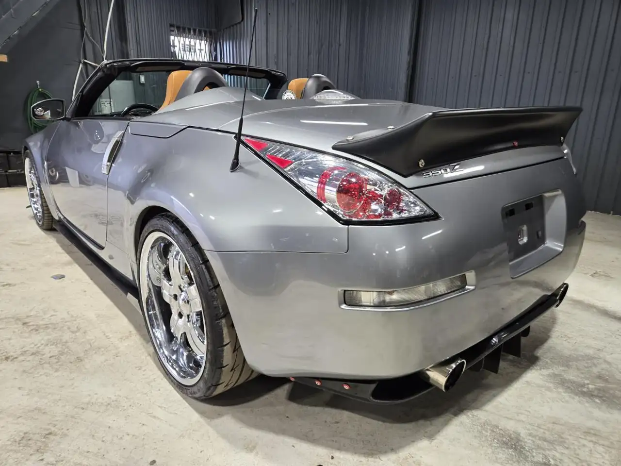 Nissan 350Z снимка Nissan 350Z