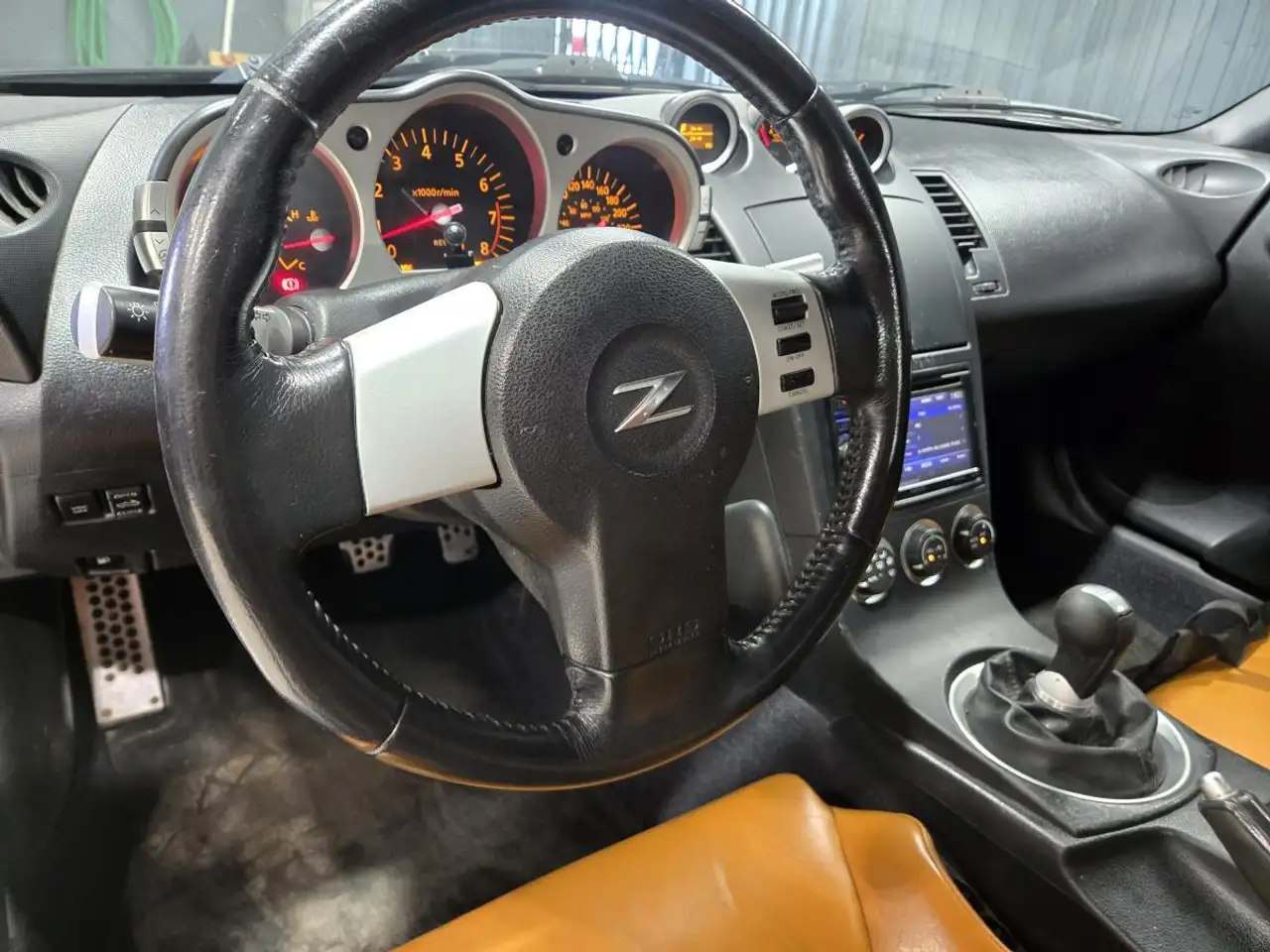 Nissan 350Z снимка Nissan 350Z