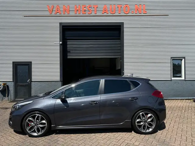 Kia Ceed / cee'd 1.6i T-GDi GT | 204 PK | 3 MND GAR | XENON | NAVI