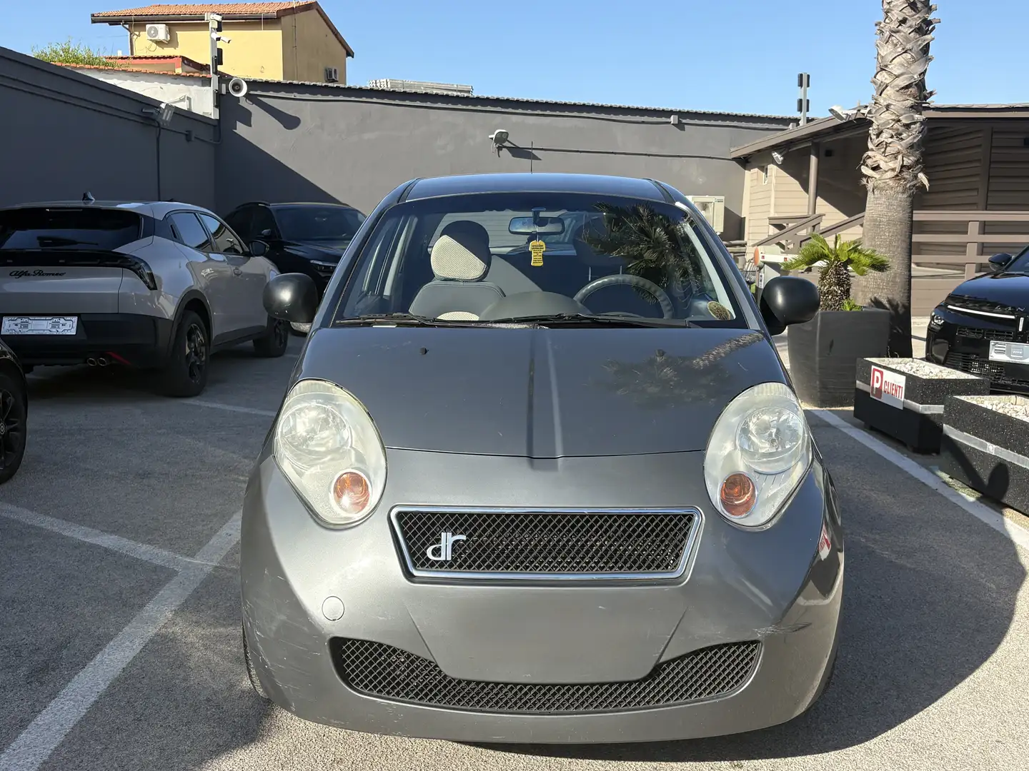 DR Automobiles DR1 1.3 Luxury - 2