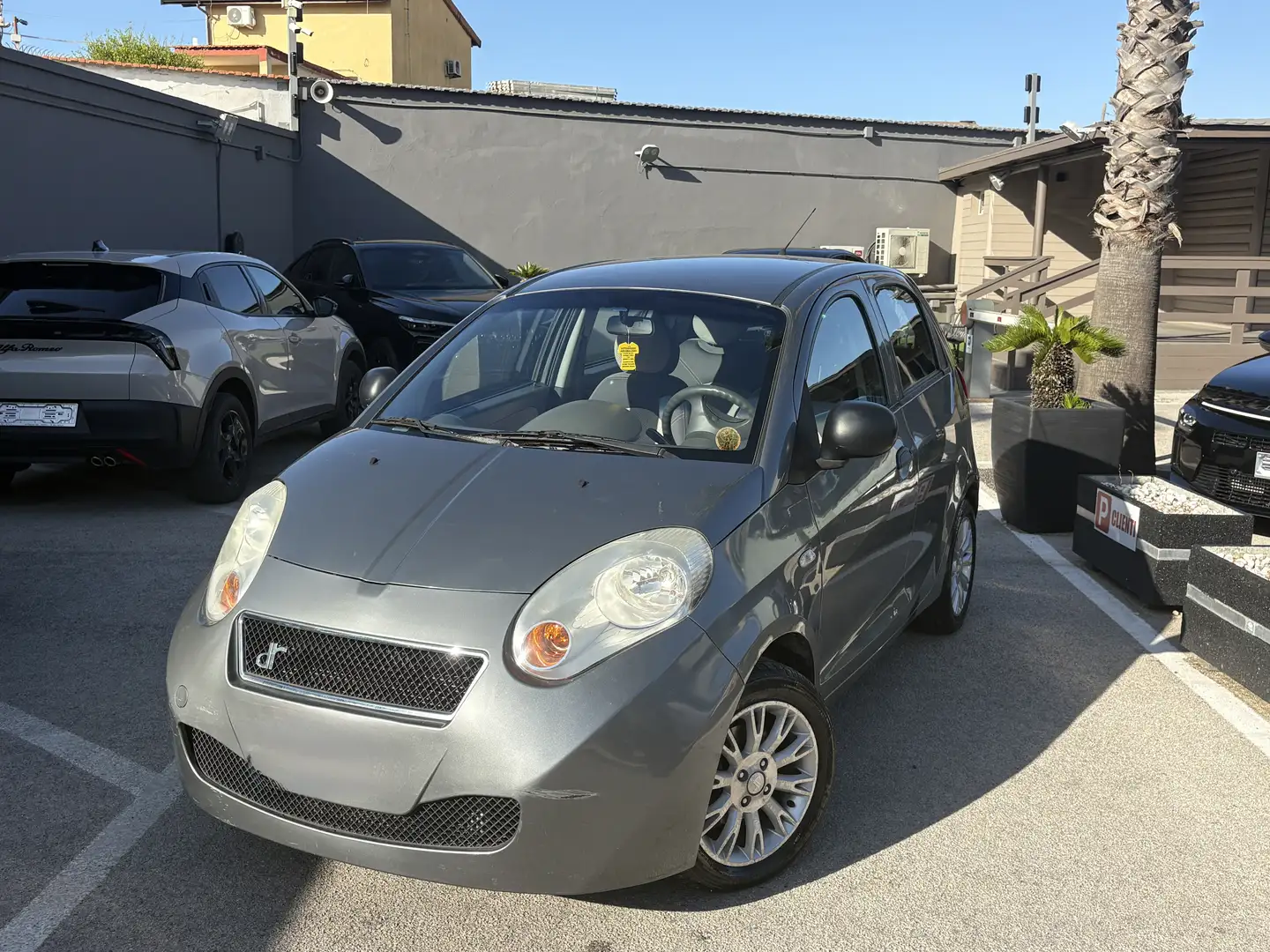 DR Automobiles DR1 1.3 Luxury - 1