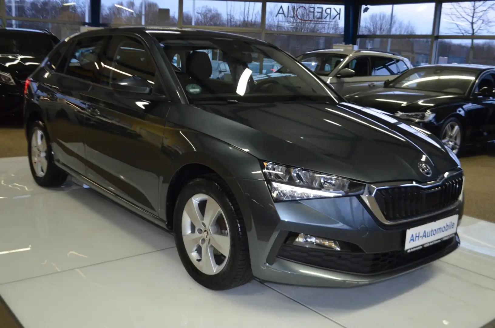 Skoda Scala Active KLIMAANLAGE / TEMPOMAT / PDC Gris - 2