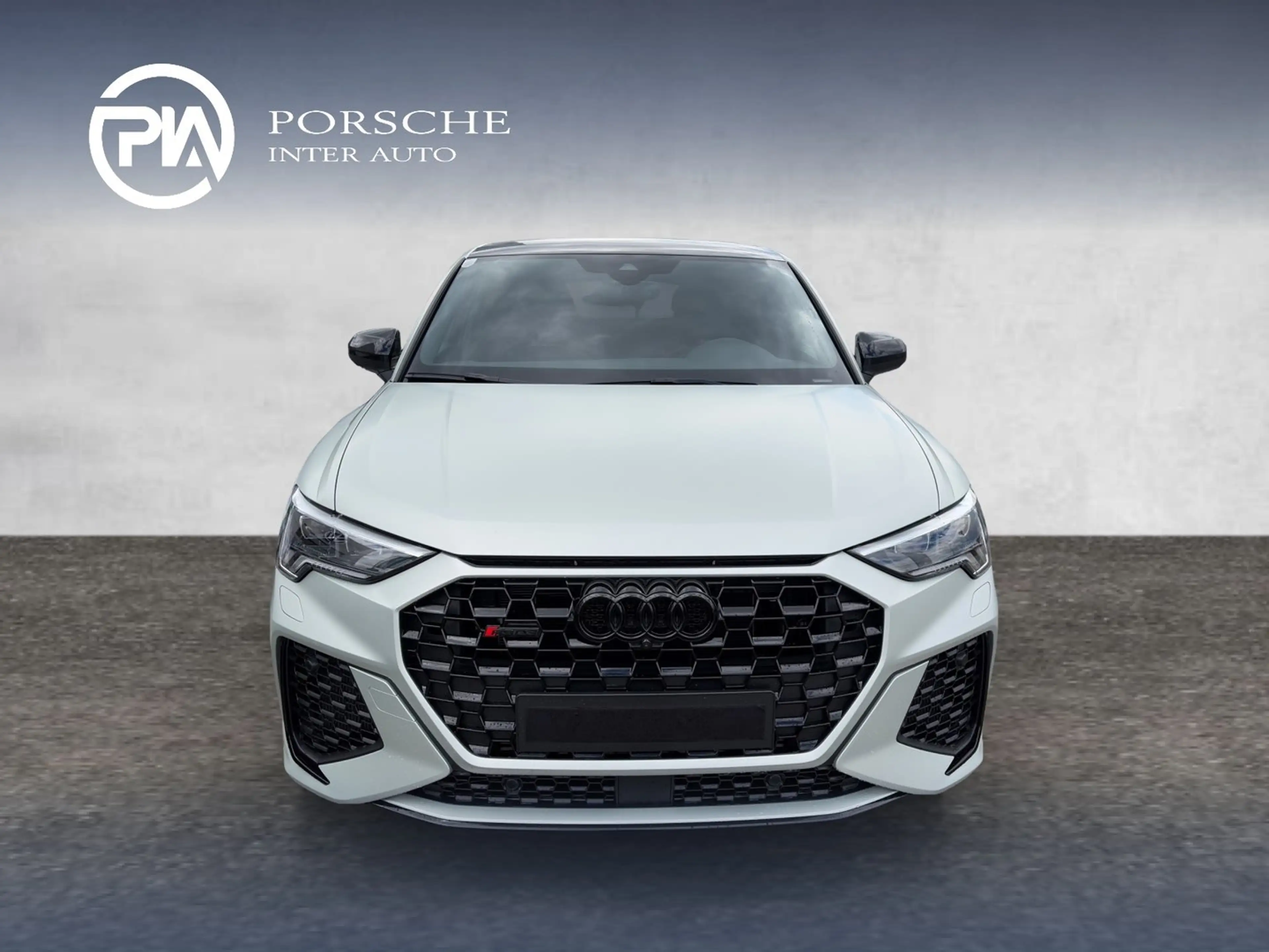 Audi RS Q3 Audi RS Q3 Sportback 10 years edition — photo 4