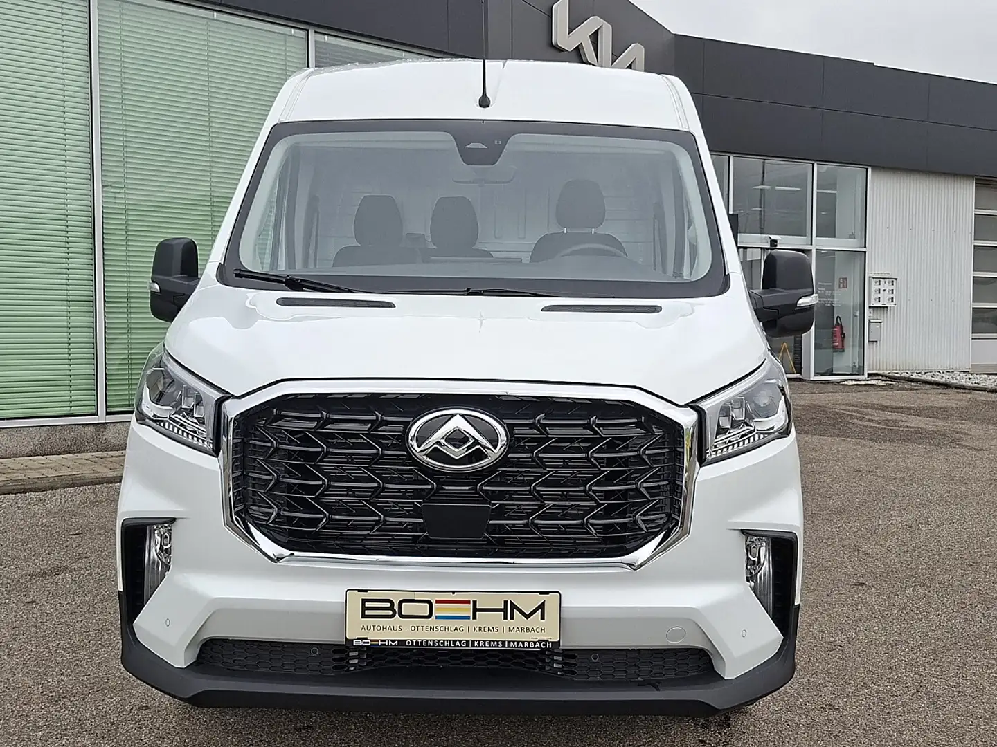 Maxus Deliver 9 Kasten 2.0 D L3H2 FWD MY 2026 + P6 Weiß - 2