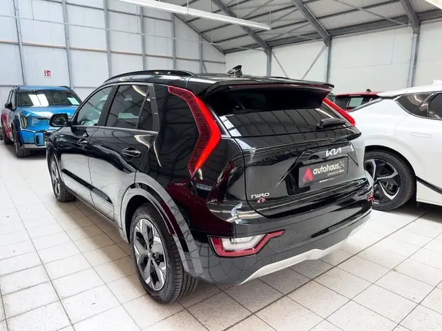 Kia e-Niro view 4