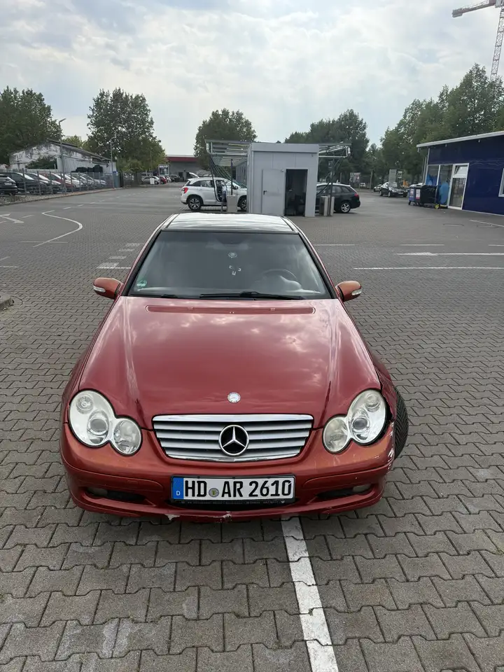 Mercedes-Benz C 180 Sportcoupe, foto 1
