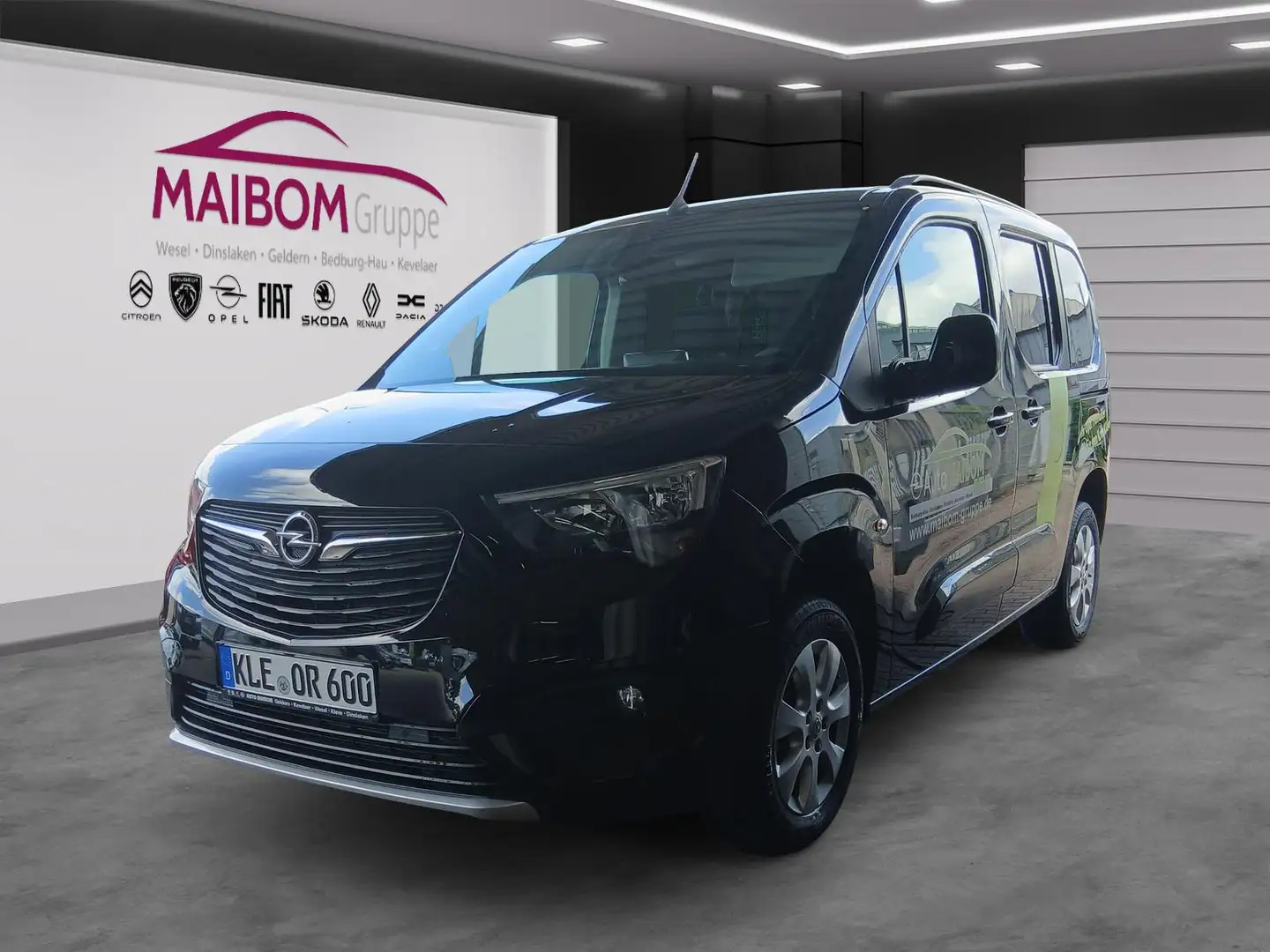 Opel Combo Life 1.5 CDTI DPF Чорний - 1