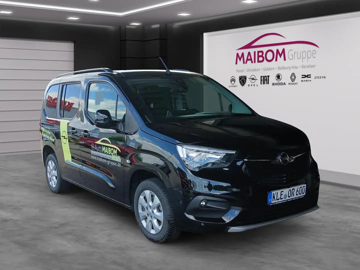 Opel Combo Life 1.5 CDTI DPF Чорний - 2