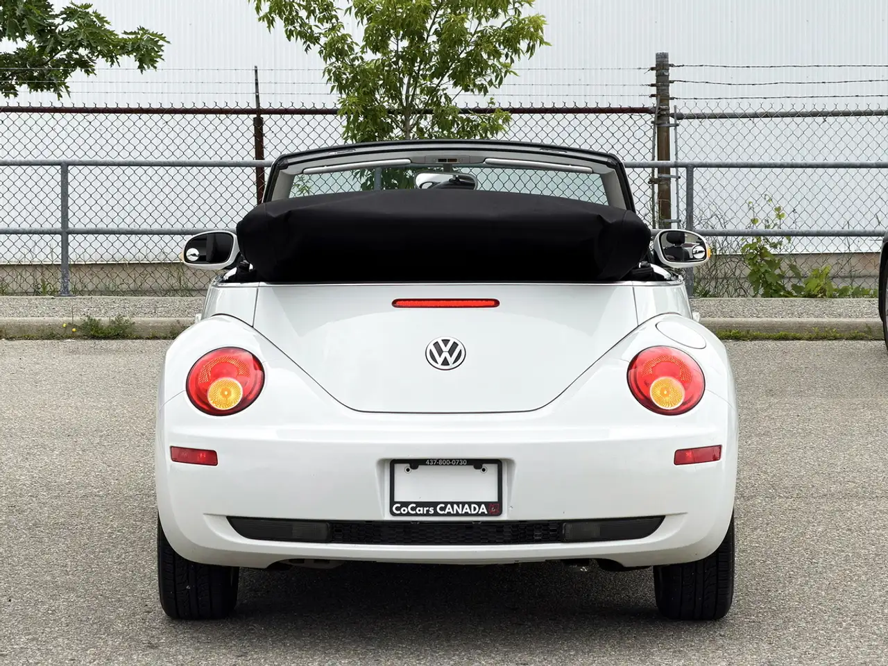 Volkswagen Beetle photo Volkswagen Beetle