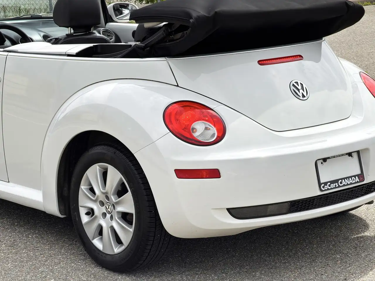 Volkswagen Beetle photo Volkswagen Beetle