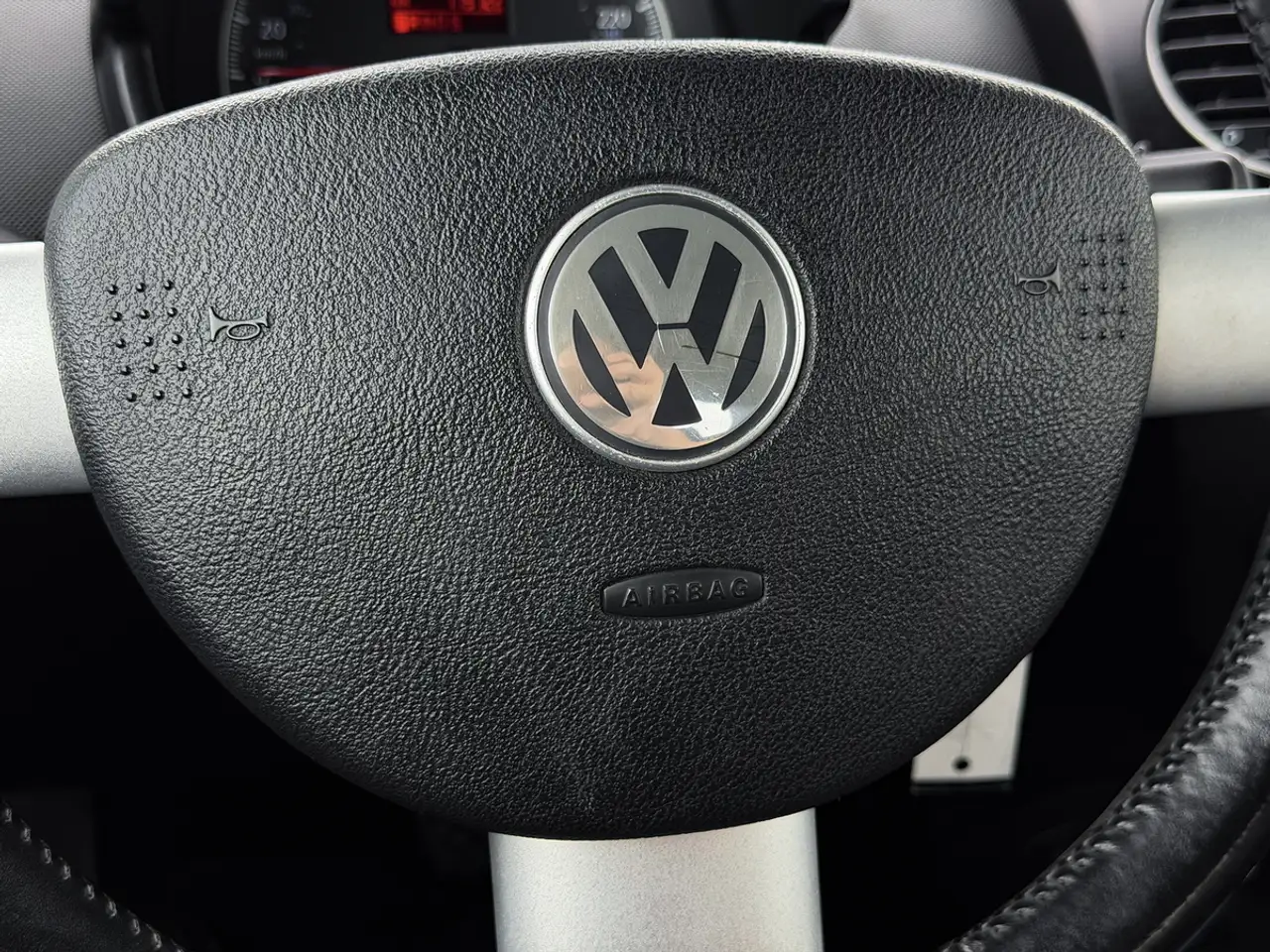 Volkswagen Beetle photo Volkswagen Beetle