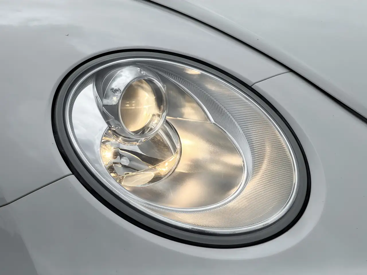 Volkswagen Beetle photo Volkswagen Beetle