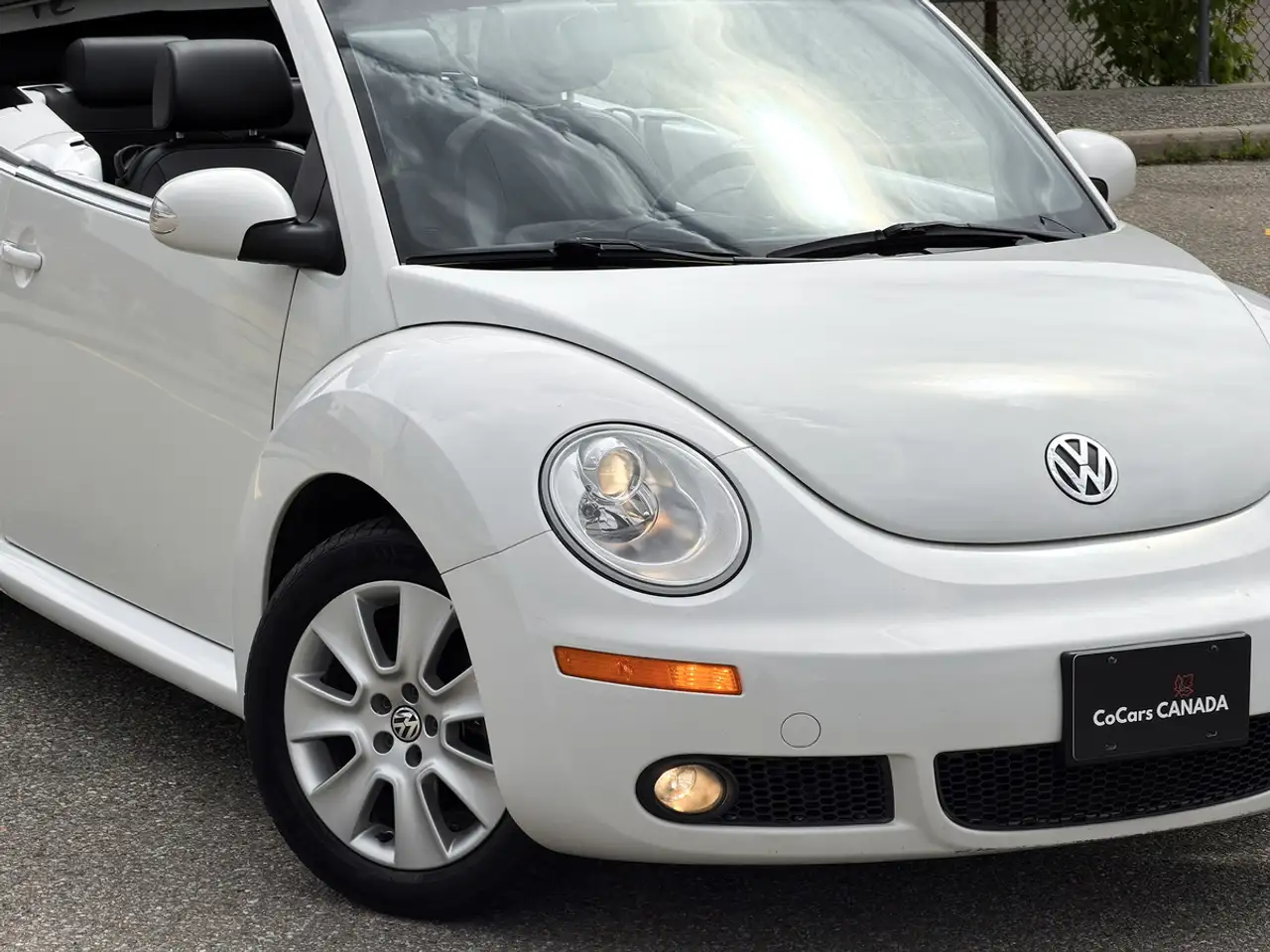 Volkswagen Beetle photo Volkswagen Beetle